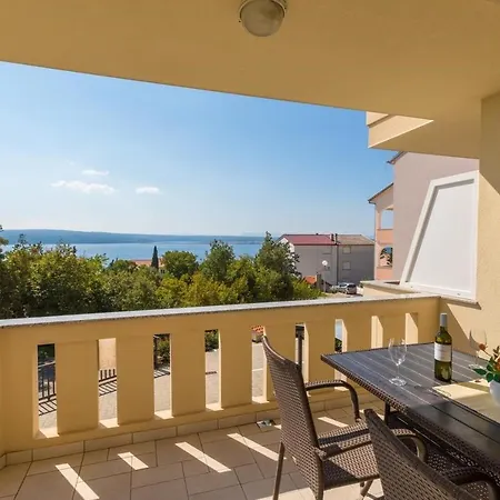 In Crikvenica 14043 Apartment Dramalj