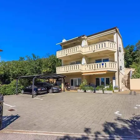Apartment In Crikvenica 14043