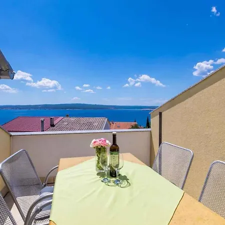 Apartment In Crikvenica 14043